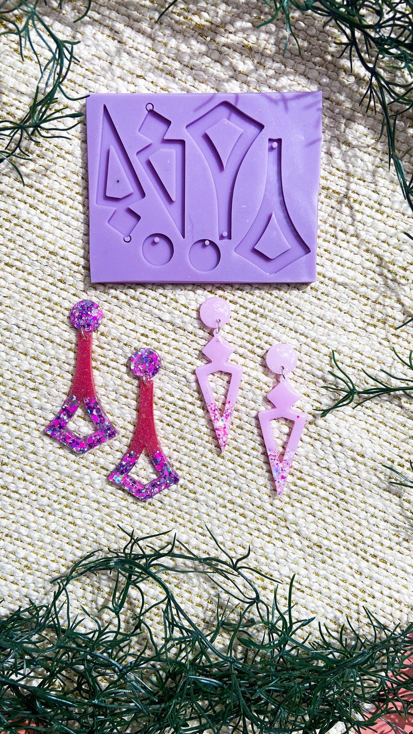 Silicone earring mould/mold