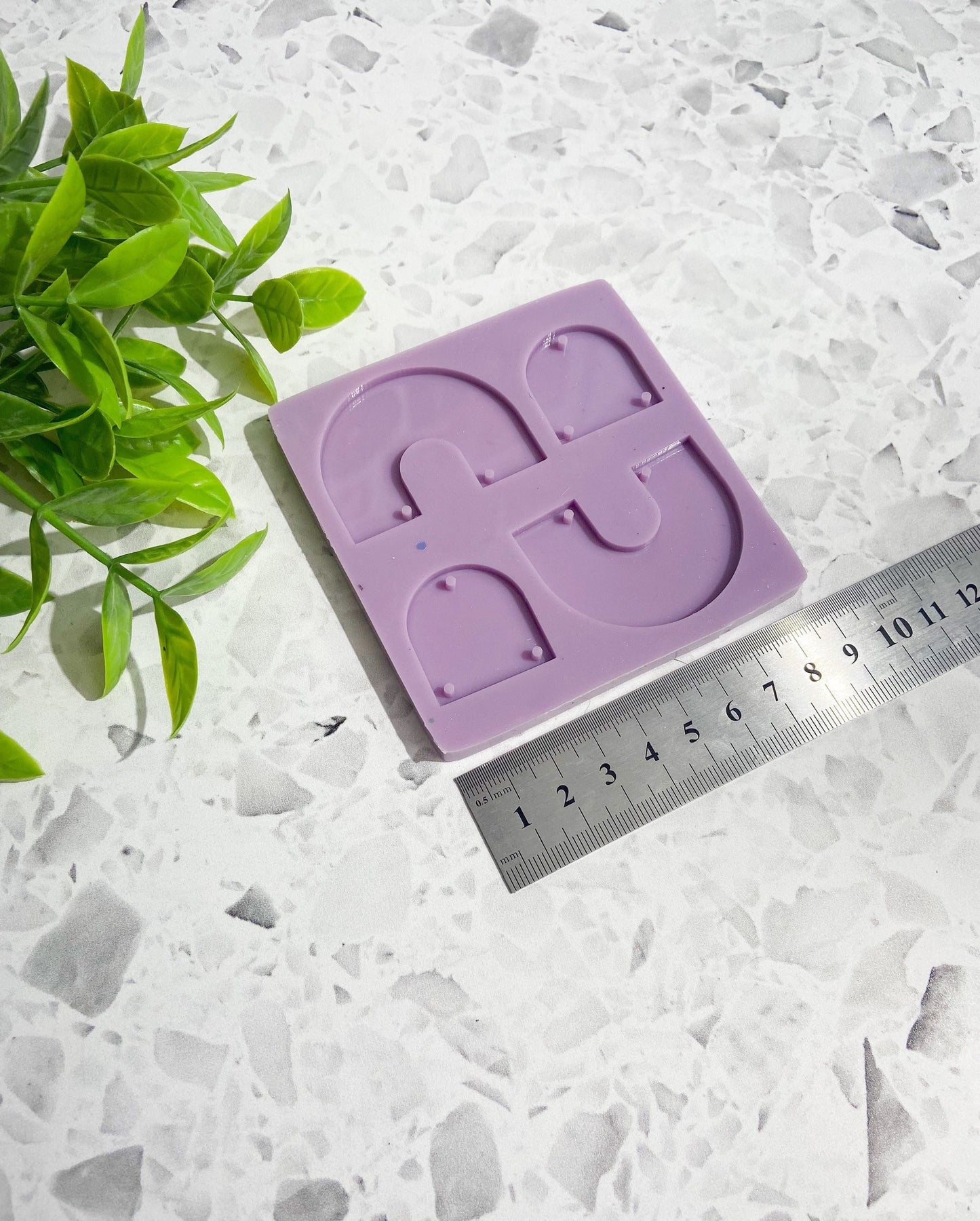 Silicone earring mould/mold for resin