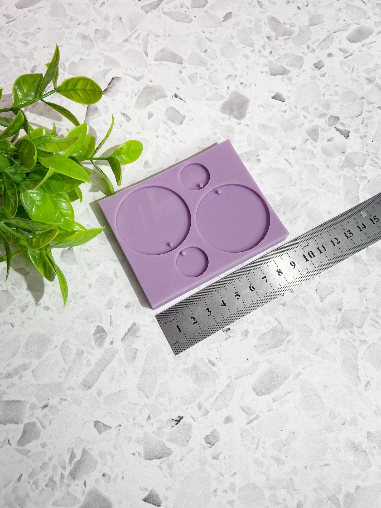 Silicone earring mould/mold