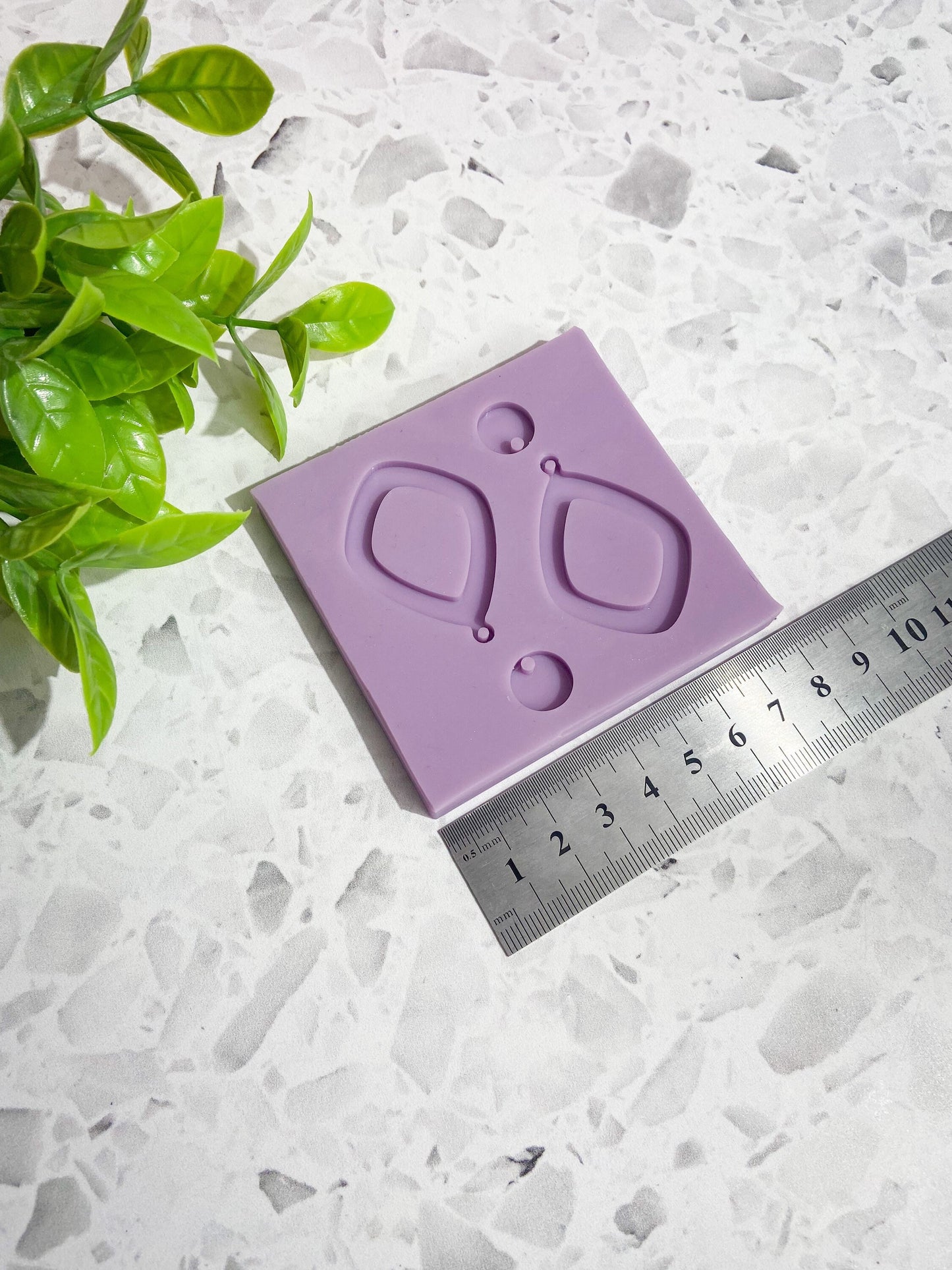 Silicone earring mould/mold