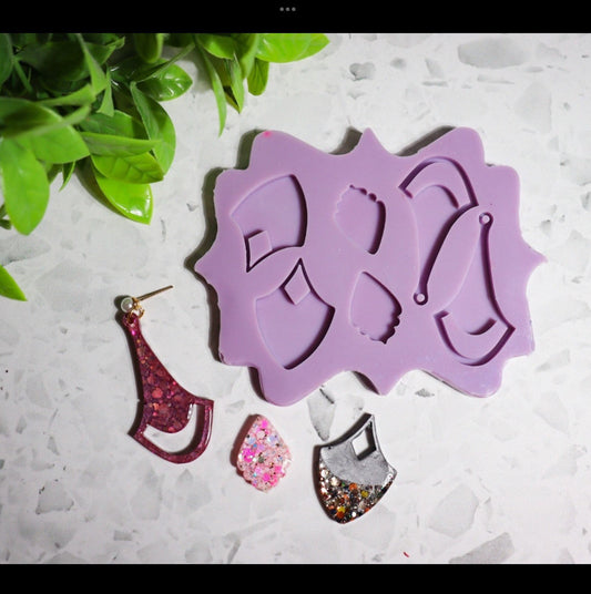 Silicone earring mould/mold