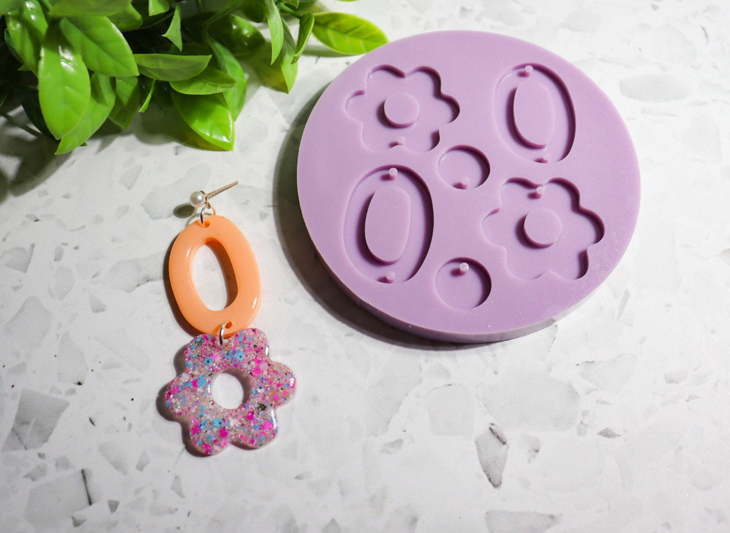 Silicone earring mould/mold