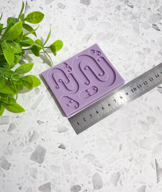 Silicone earring mould/mold