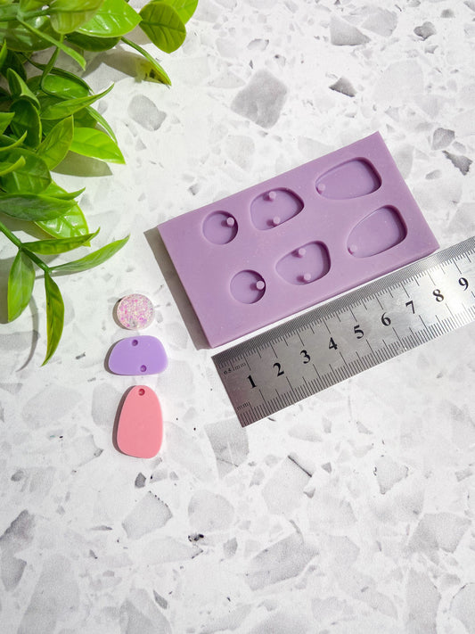 Silicone earring mould/mold